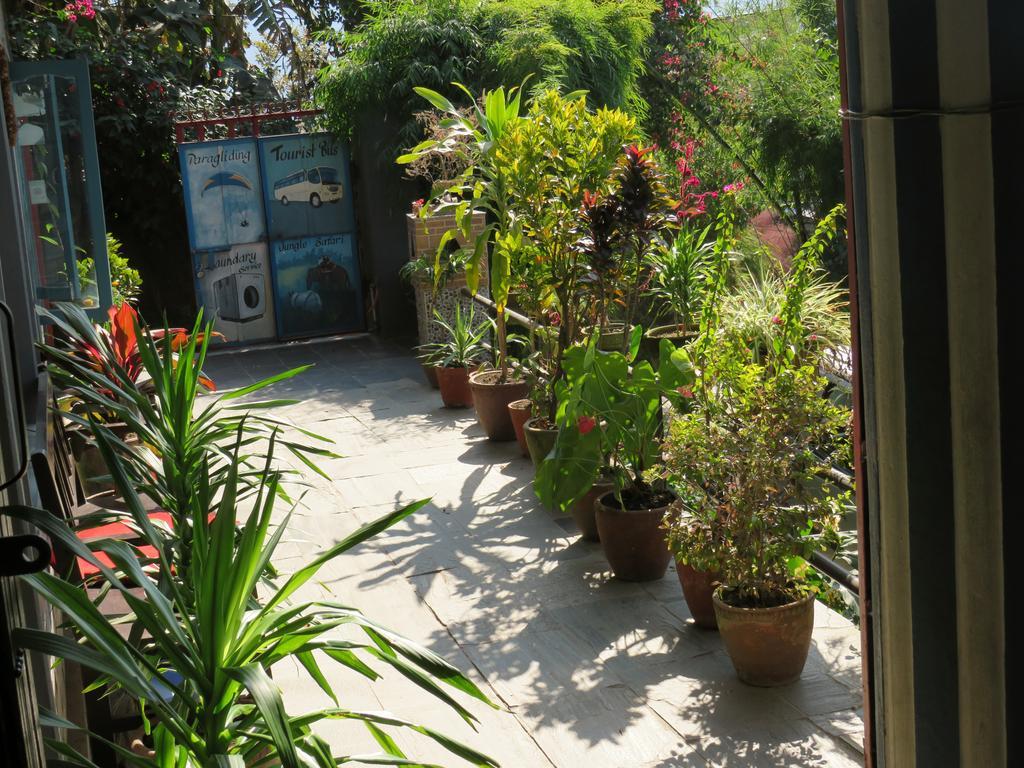 Lake Vision Guesthouse Pokhara Exterior photo
