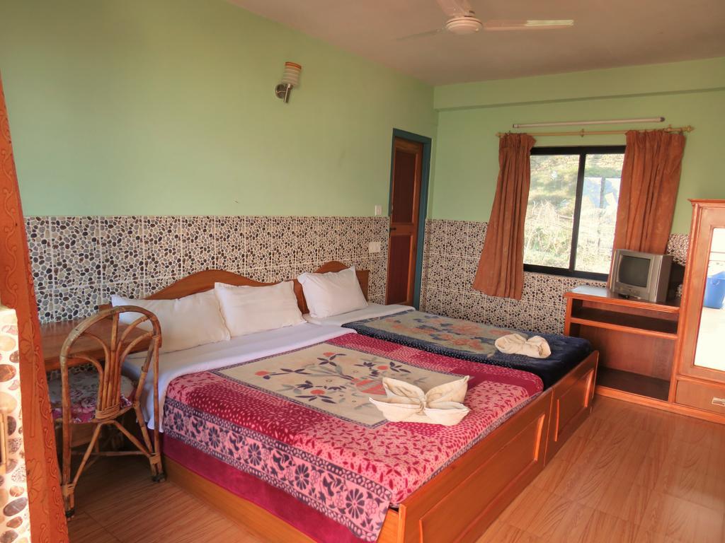 Lake Vision Guesthouse Pokhara Exterior photo
