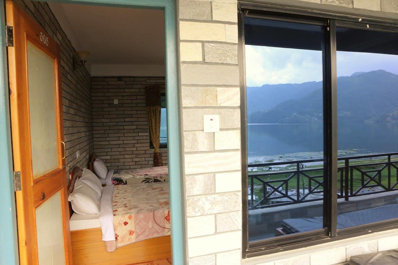 Lake Vision Guesthouse Pokhara Exterior photo