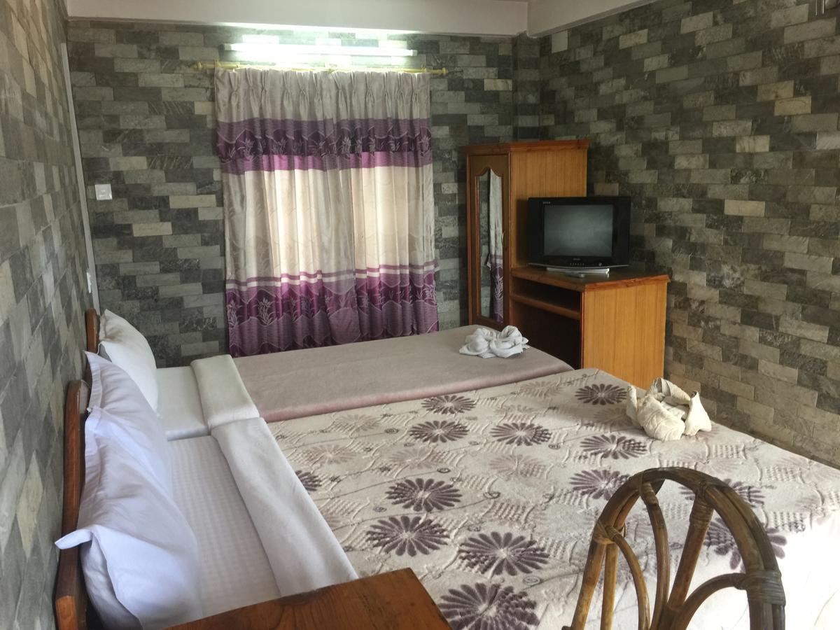 Lake Vision Guesthouse Pokhara Exterior photo
