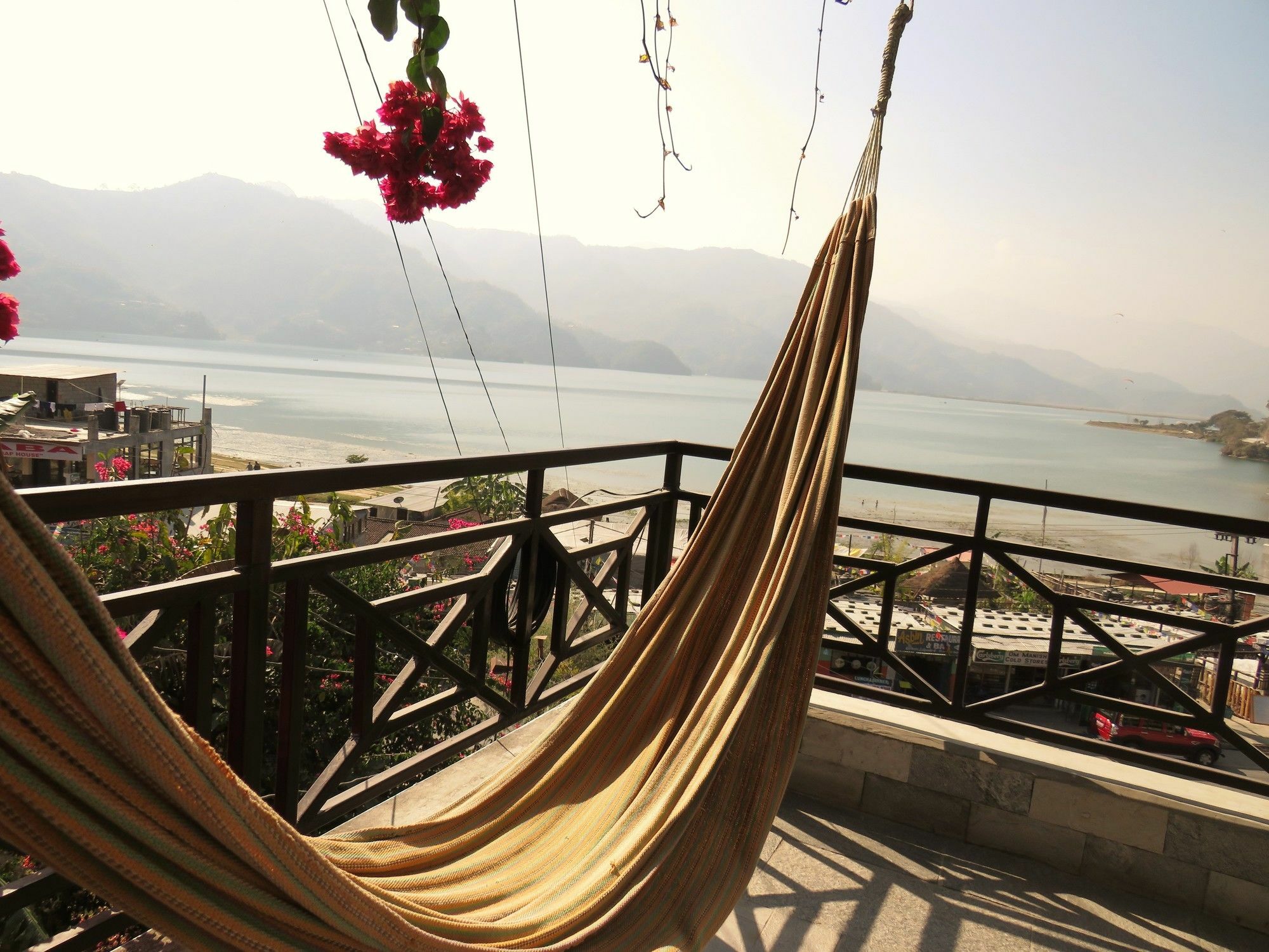 Lake Vision Guesthouse Pokhara Exterior photo